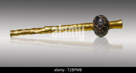 Bronzezeit Hattiergemeinschaft gold Mace aus Grab K, möglicherweise eine königliche Grab aus der Bronzezeit (2500 v. Chr. bis 2250 v. Chr.) - alacahoyuk - Museum für Anatolische Civili Stockfoto