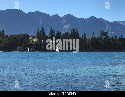 Blick auf den Lake Wakatipu von Queenstown, Soutrh Island, Neuseeland Stockfoto