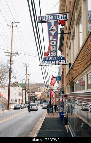 Taylors Zeichen auf der Main Street in der Altstadt in Ellicott City, Maryland Stockfoto