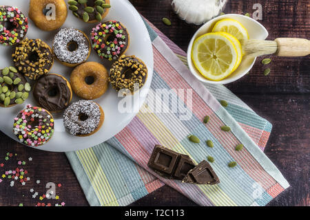 Mini Donuts ohne Gluten und mit saccharin Stockfoto