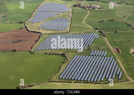 Luftaufnahme eines Solar Farm im Norden von England, Großbritannien Stockfoto