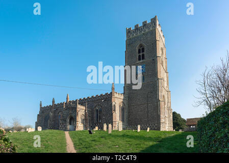 Kersey Kirche Suffolk UK, mit Blick auf das 14. Jahrhundert St Mary's Church in Suffolk Dorf Kersey, England, UK. Stockfoto