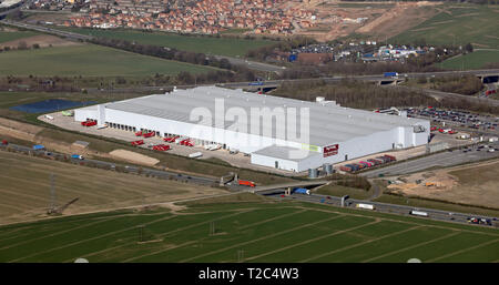Luftaufnahme des TK Maxx Distribution Center in Knottingley in der Nähe von Ferrybridge, West Yorkshire Stockfoto