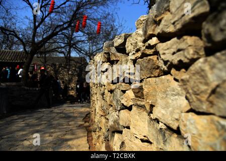 Zoucheng, der chinesischen Provinz Shandong. 31 Mär, 2019. Touristen