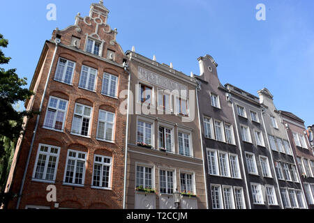 Danzig, Polen. 08 Juli, 2018. Historische Gebäude in der Altstadt von Danzig. Danzig (Polnisch Gdansk) ist eine Hafenstadt an der Ostseeküste von Polen. Quelle: Holger Hollemann/dpa/Alamy leben Nachrichten Stockfoto