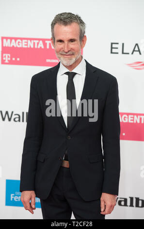 Berlin, Deutschland. 30 Mär, 2019. Schauspieler Ulrich Matthes Roter Teppich für die Goldene Kamera 2019 in Berlin, Deutschland am 30.03.2019. | Verwendung der weltweiten Kredit: dpa/Alamy leben Nachrichten Stockfoto