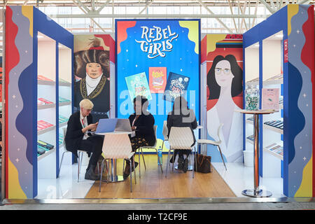 Bologna, Italien. 1. April 2019. Aussicht von der Bologna Kinderbuchmesse öffnung Tag bei Fiera District in Bologna, Italien. Credit: Massimiliano Donati/Erwachen/Alamy leben Nachrichten Stockfoto