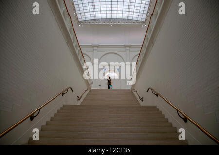 Treppe im Stedelijk Museum in Amsterdam Die Niederlande 2019 Stockfoto