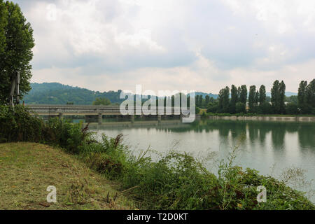 Po bei einem bewölkten Tag, Turin, Italien. Stockfoto