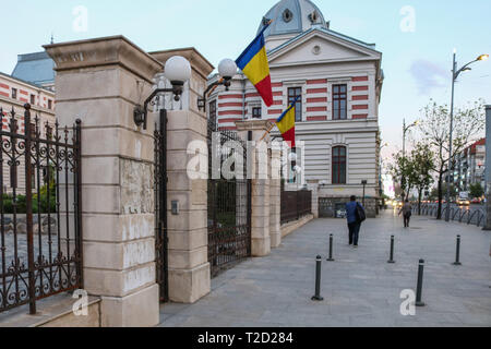 Streetview vor dem Colțea Hospital in Bukarest, Rumänien Stockfoto