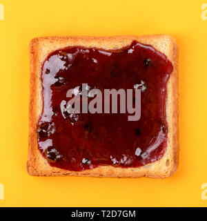 Toast mit Blaubeer-marmelade Stockfoto