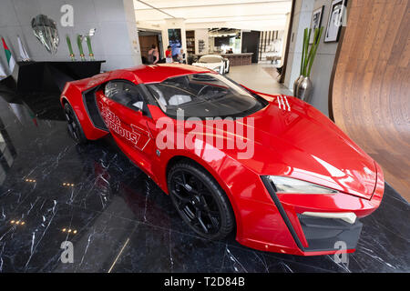 Red Lykan Hypersport supercar von W Motoren, die auf Wütende 7 Film, Dubai, Vereinigte Arabische Emirate Stockfoto