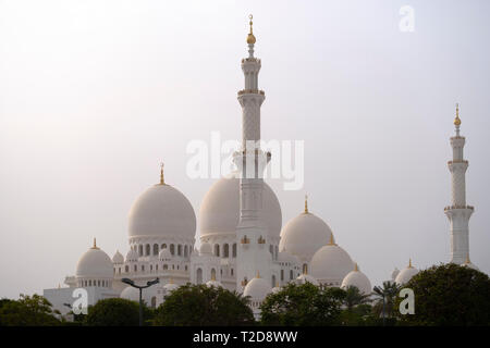 Sheikh Zayed Grand Moschee, Abu Dhabi, Vereinigte Arabische Emirate Stockfoto