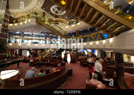 MSC Splendida Kreuzfahrtschiff luxuriöses Interieur Stockfoto