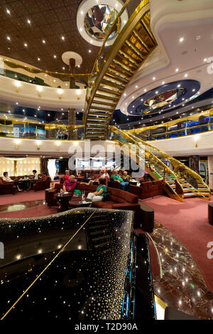 MSC Splendida Kreuzfahrtschiff luxuriöses Interieur Stockfoto