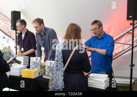 Teilnehmer und Kochkurse Vorführungen an den Geschmack von Dublin Food Festival im Juni jeden Jahres in Dublin, Irland Stockfoto