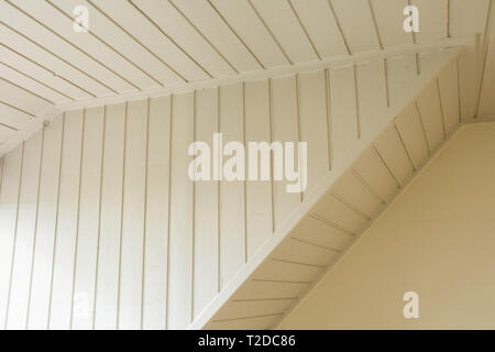 Alten Putz und bautafeln Decke weiß Holz, Vintage Design Close-up Stockfoto