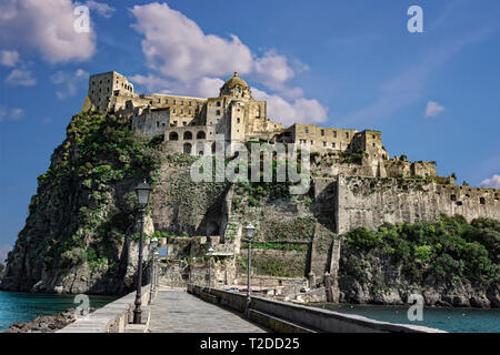 Schloss Aragonese Brücke. Forio, Ischia Italien Stockfoto