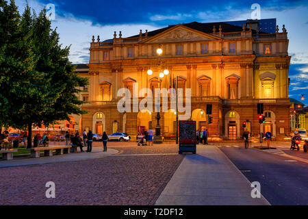 La Scala, offiziellen Namen Teatro alla Scala ist ein Opernhaus in Mailand, Italien. Das Theater wurde am 3. August 1778 eingeweiht und war ursprünglich bekannt als Stockfoto