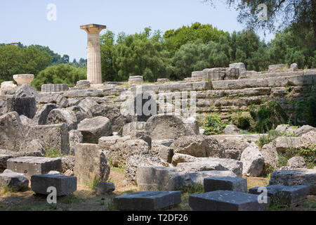 OLIMPIA, Griechenland - 13. JUNI 2014: Gebäude bleibt an der alten Olimpia archäologische Stätte in Griechenland Stockfoto