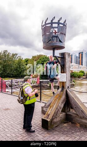 Das millenium Leuchtfeuer an der East India Dock Basin, London, England, Großbritannien Stockfoto