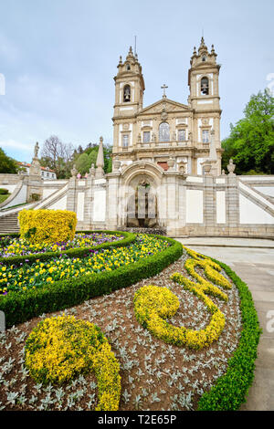 Braga, Portugal - 31. März 2019: Die schönen Gärten neben der Wallfahrtskirche Bom Jesus do Monte Braga, Portugal. Stockfoto