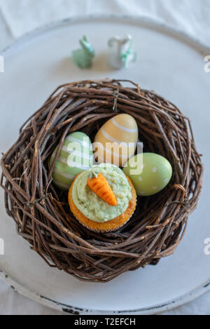 Oster-Cupcakes Stockfoto