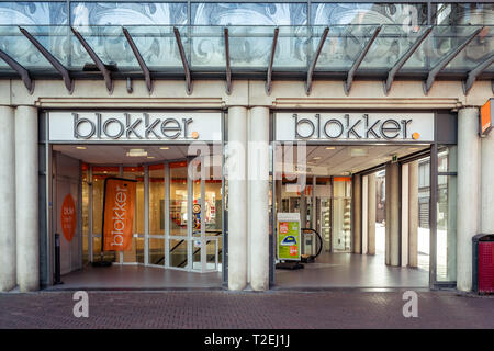 Dordrecht, Niederlande - 03.März 2019: blokker Logo auf einem storefront Wand. Blokker Holding ist eine niederländische Retail Gruppe und aktiv im Haushalt se Stockfoto