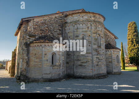 Basilika von Santa Giulia von Bonate Sotto Bergamo Stockfoto