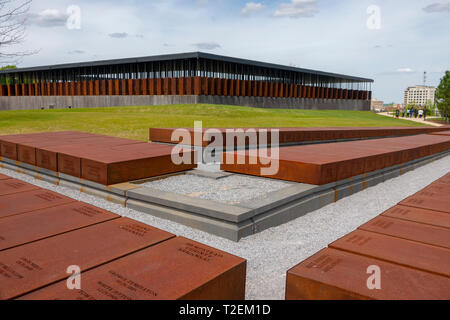 USA Alabama Montgomery National Memorial für Gerechtigkeit und Frieden ein Museum für rassische Ungerechtigkeit und Lynchjustiz in Amerika Stockfoto
