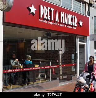 Pret a Manger fast food Store in der Broad Street, Reading, Großbritannien Stockfoto