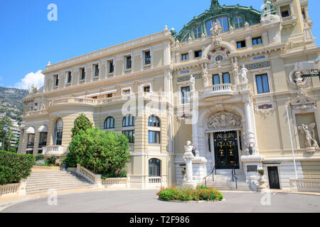 Eingang an der Opéra de Monte Carlo in Monaco. Stockfoto