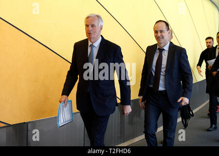 Brüssel, Belgien. 2. April 2019. Europäische Union Chief Brexit Verhandlungsführer Michel Barnier wendet das Europäische Parlament Ausschuss für Auswärtige Angelegenheiten. Alexandros Michailidis/Alamy leben Nachrichten Stockfoto