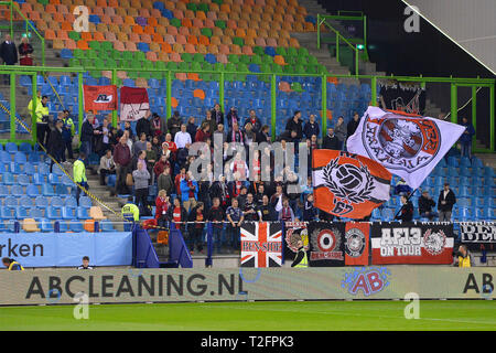 Arnheim, 02-04-2019, GelreDome, Saison 2018 / 2019, AZ Unterstützer während dem Spiel Vitesse-AZ Stockfoto