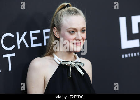 Hollywood, Vereinigte Staaten. 02 Apr, 2019. HOLLYWOOD, LOS ANGELES, Kalifornien, USA - 02 April: Schauspielerin Dakota Fanning kommt an der Los Angeles Special Screening der Bleecker Street 'Teen Spirit' in die Kinos ArcLight Hollywood am 2. April 2019 in Hollywood, Los Angeles, Kalifornien, USA. (Foto von Xavier Collin/Image Press Agency) Quelle: Bild Presse Agentur/Alamy leben Nachrichten Stockfoto
