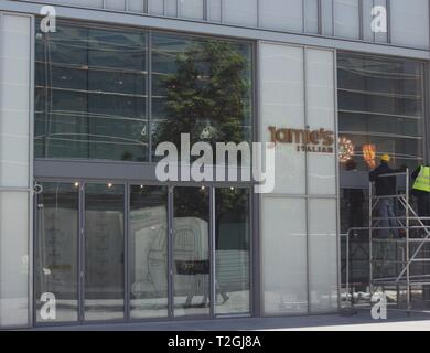 Liverpool, Großbritannien, Jamies Italienisch in Liverpool One credit Ian Fairbrother/Alamy Stockfotos Stockfoto