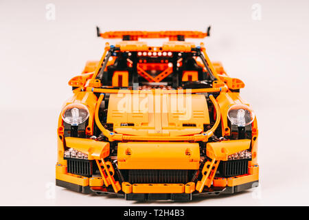 Bukarest, Rumänien - 02 April, 2019: Porsche 911 GT3 RS LEGO Modell Stockfoto