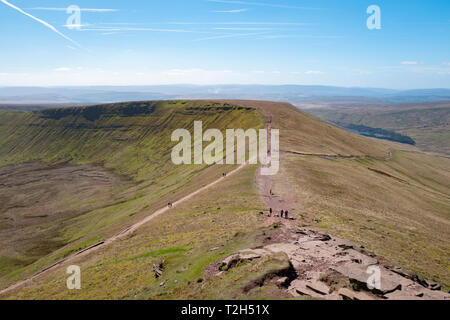 Atemberaubende Aussicht von der Oberseite des Mais Du in die Brecon Beacons South Wales Stockfoto