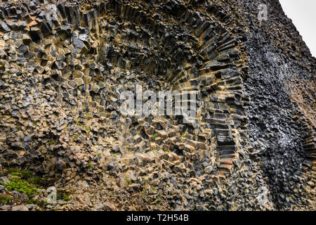 Wabenmuster im Basalt in Vatnajökull National Park, Island, Europa Stockfoto