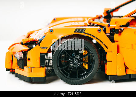 Bukarest, Rumänien - 02 April, 2019: Porsche 911 GT3 RS LEGO Modell Stockfoto