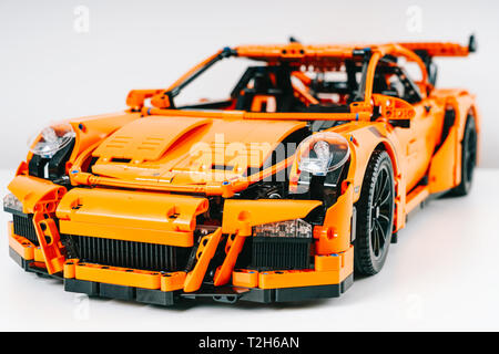 Bukarest, Rumänien - 02 April, 2019: Porsche 911 GT3 RS LEGO Modell Stockfoto