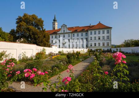 Prälat Garten, Schaftlarn Kloster, Oberbayern, Bayern, Deutschland Stockfoto