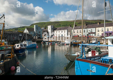 Boote in der Marina in Gourock, County Antrim, Nordirland, Großbritannien, Europa Stockfoto