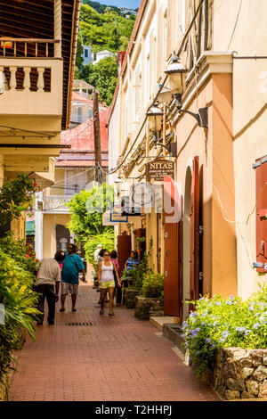 Menschen Einkaufen in der Innenstadt von Charlotte Amalie, St. Thomas, US Virgin Islands, Karibik Stockfoto