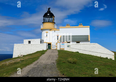 Stoer Kopf Stevenson Leuchtturm, Sommer, Stoer Halbinsel, Lochinver, Sutherland, Scottish Highlands, Schottland, Großbritannien, Europa Stockfoto