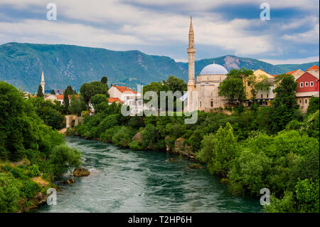 Koski Mehmed Pascha Moschee von Neretva in Mostar, Bosnien und Herzegowina, Europa Stockfoto