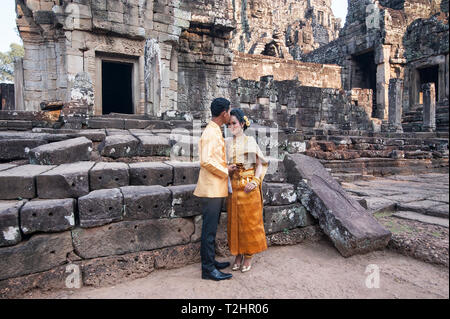 Kambodscha: Angkor Wat ist eine Tempelanlage in Kambodscha und eines der größten religiösen Bauwerke der Welt, auf einer Website messen 162,6 Hektar (1,62 Stockfoto