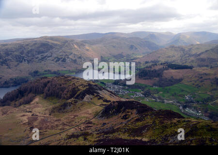 Ullswater und die Wainwright Glenridding Dodd im Patterdale von Heron Hecht im Nationalpark Lake District, Cumbria, England, UK. Stockfoto