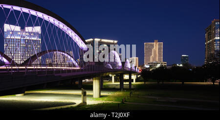 Fort Worth West Street Bridge 040419 Stockfoto