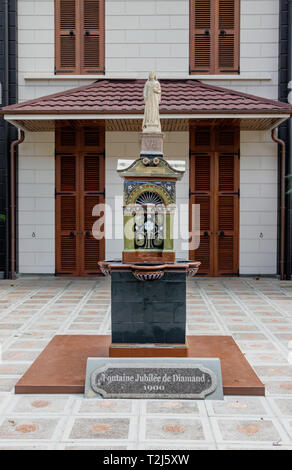 Victoria, Seychellen - Februar 3th, 2019: Das Denkmal Lagoon Jubiläum de Diamant auf der Unabhängigkeit Av in Victoria, Mahe Island, Seychellen platziert Stockfoto